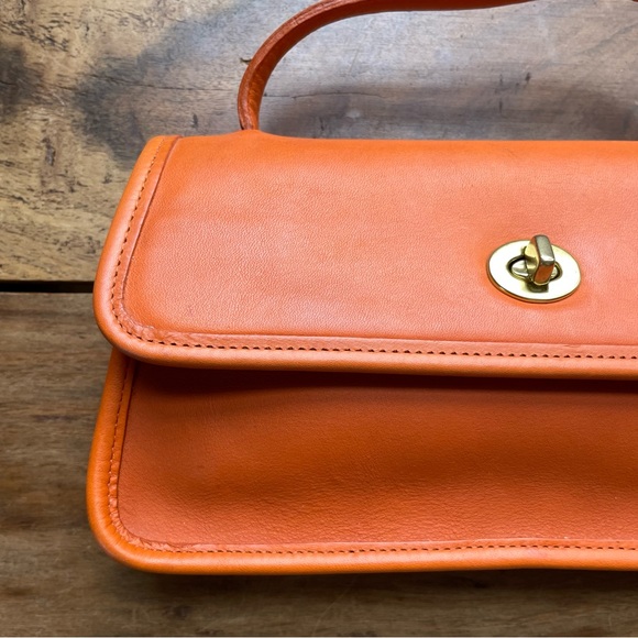 Vintage Coach Tangerine Orange 9044 Geometric Clutch Crossbody Purse Bag Rare - Picture 6 of 16